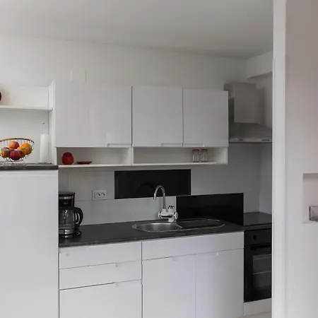 Appartement Luna- Studio With Balcony And Sea View A2+1 *